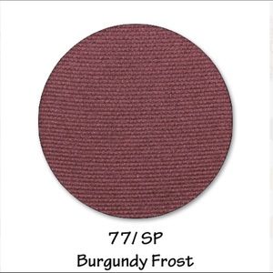 EYE SHADOW PAN - BURGUNDY FROST